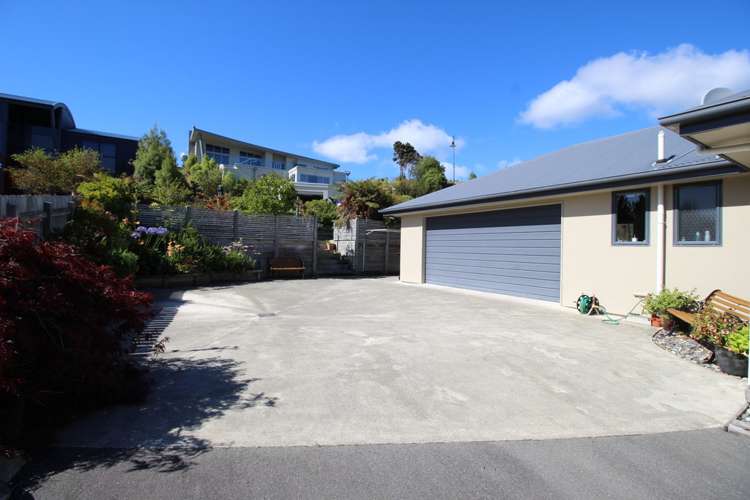 30 Cathedral Drive Manapouri_21