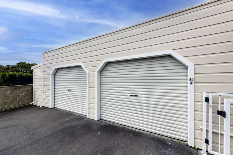 11 Dart Crescent Island Bay_16