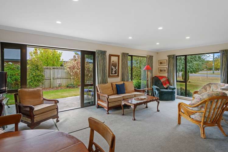 81 North Terrace Darfield_6