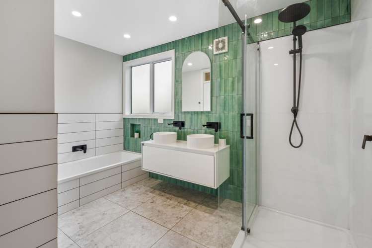 53 & 57 Braeview Crescent Maori Hill_11