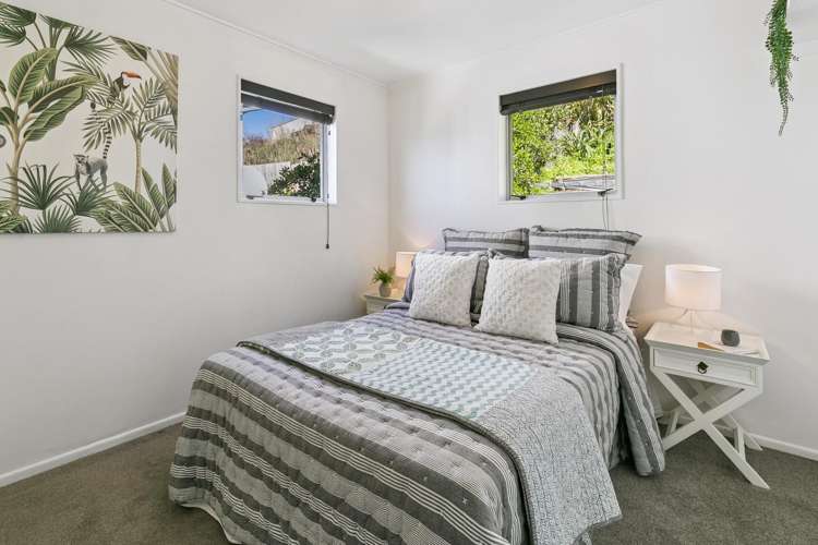 5 Waitaha Way Houghton Bay_9