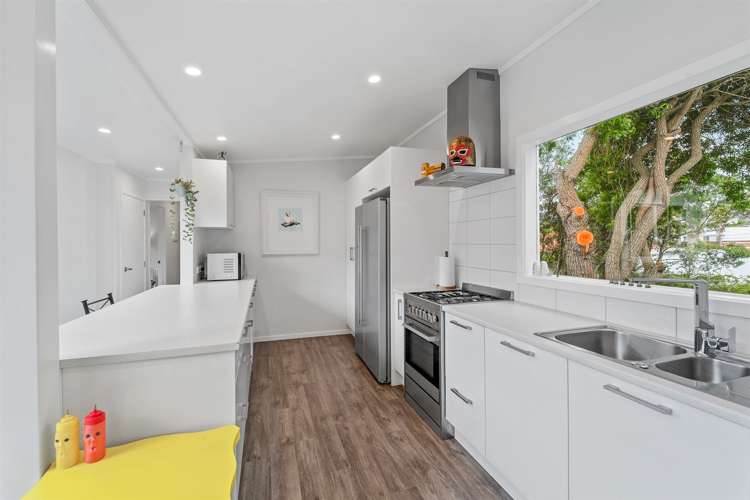 640 Whangaparaoa Road Stanmore Bay_8