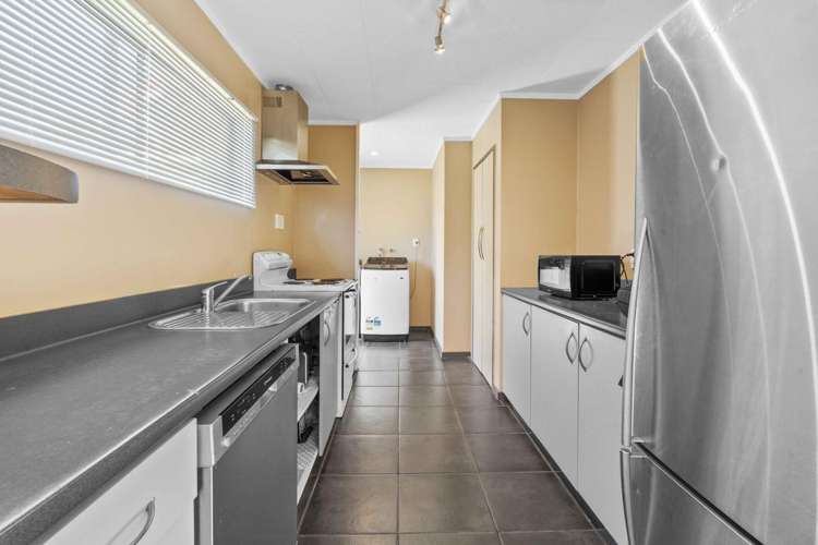 9b Lyn Grove Papamoa_8