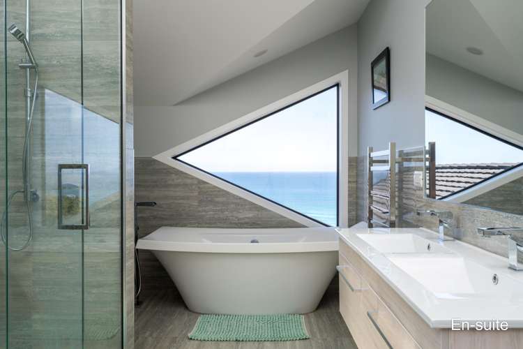 64 Onekainga Rise (Pvt) Whananaki_14