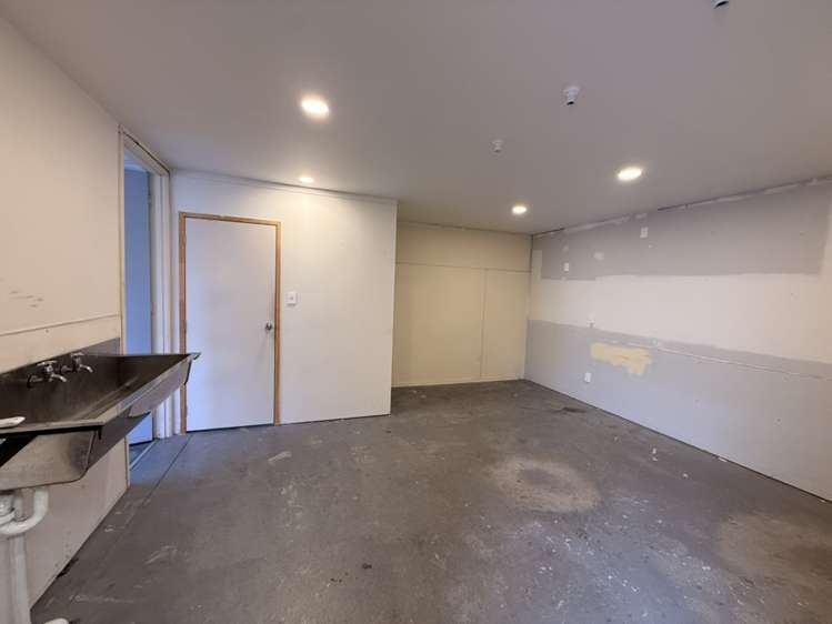 62-64 Henderson Valley Road Henderson Valley_5