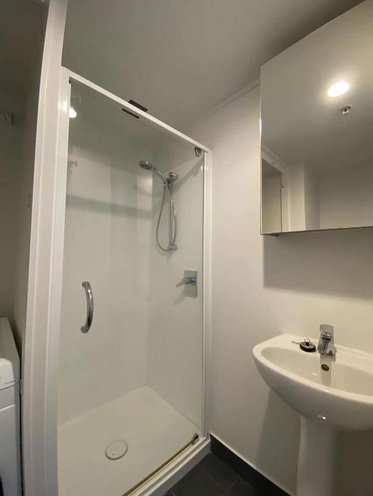 701/72 Nelson Street Auckland Central_6