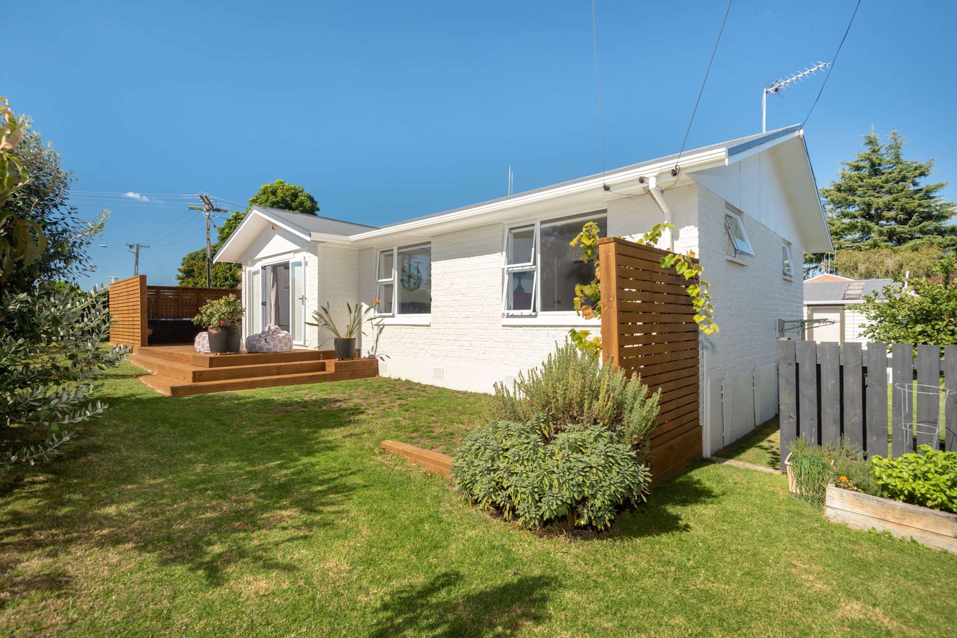 2 Linton Crescent Matua_0