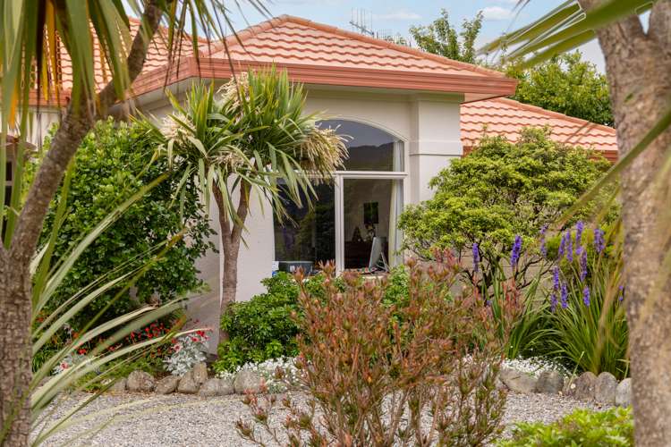29 Avion Terrace Raumati Beach_21