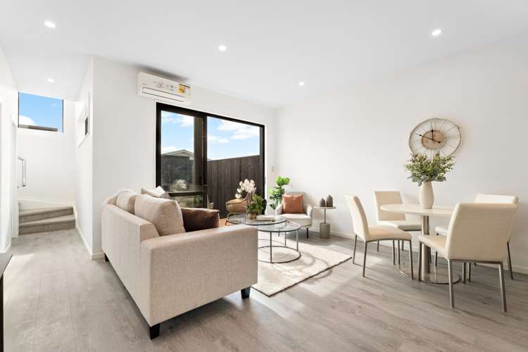 3/122 Archibald Road Kelston_2