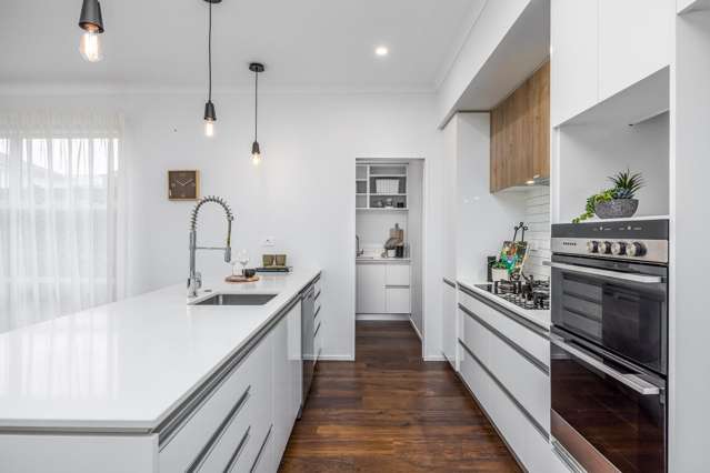 19 Kukuwai Avenue Red Beach_4