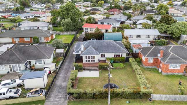 1/74 Sutton Crescent Papakura_4