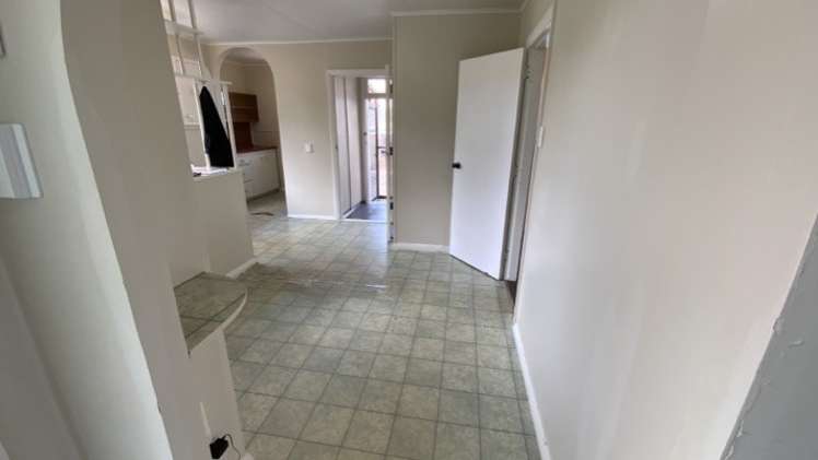 18 Haughey Ave Three Kings_1