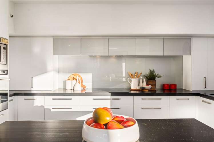 7 Whitcombe Road Bucklands Beach_11