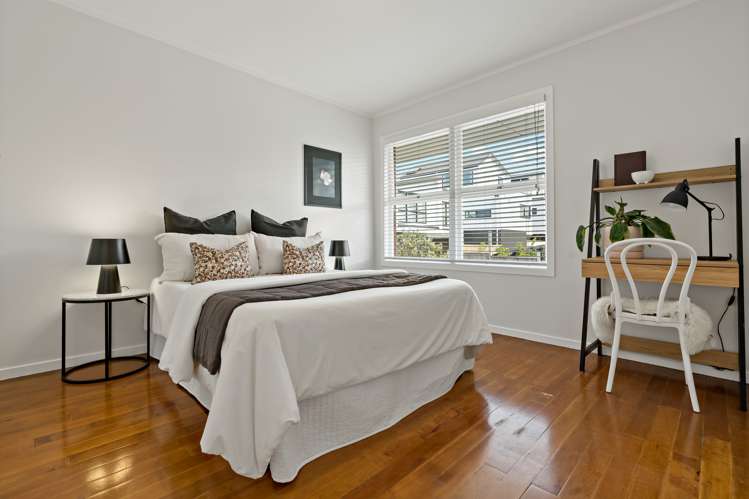 1/264 Lake Road Hauraki_12