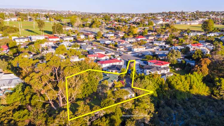 11 Maybelle Place Kelston_18