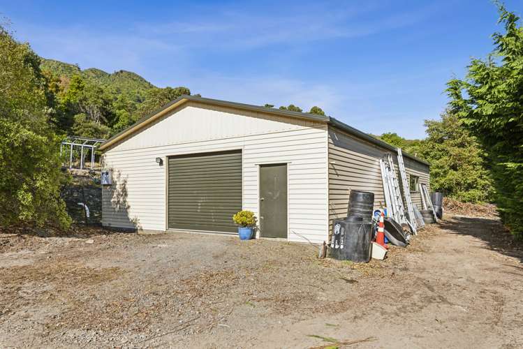 240 Huia Street Waikanae_19