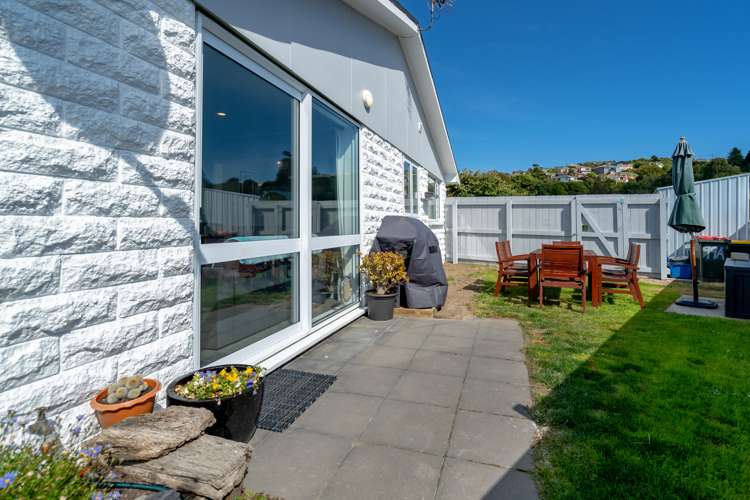 99a Easther Crescent Kew_24