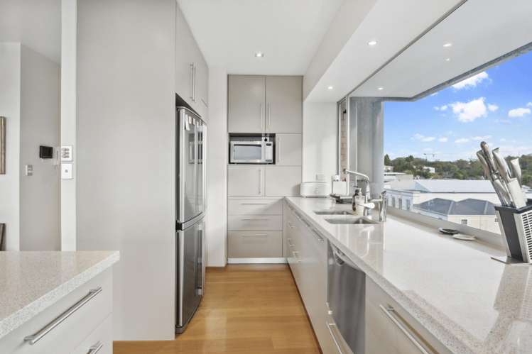 51/258 Parnell Road_5