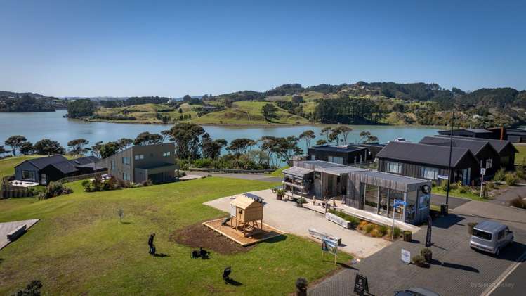 4 Omahina Street Raglan_33