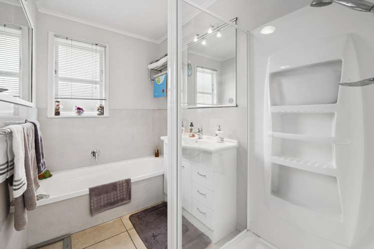 33 Alastair Avenue Owhata_10