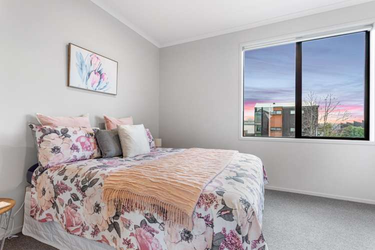 239 Hobsonville Point Road Hobsonville_10