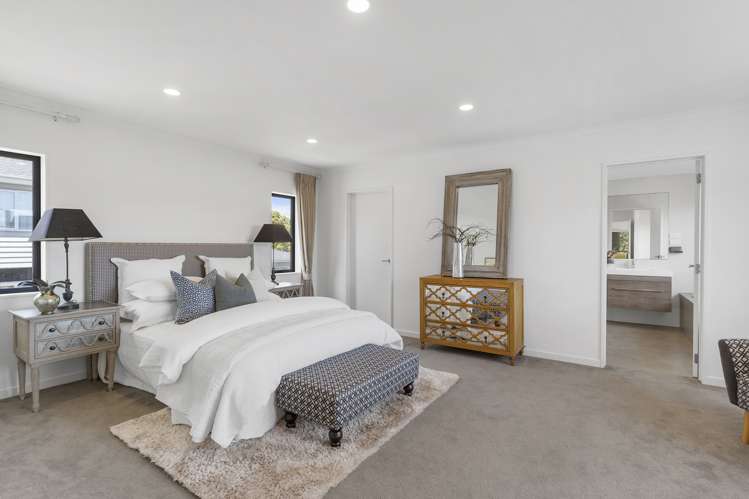 18 Newport Place Forrest Hill_7