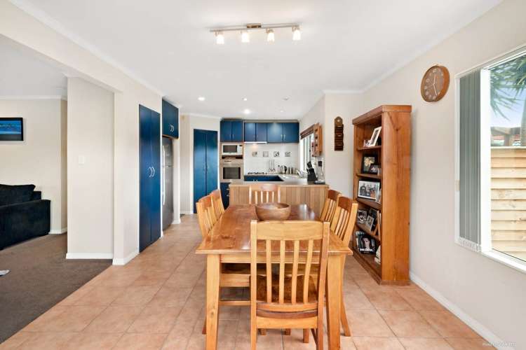 32 Lothian Brae Wattle Downs_13