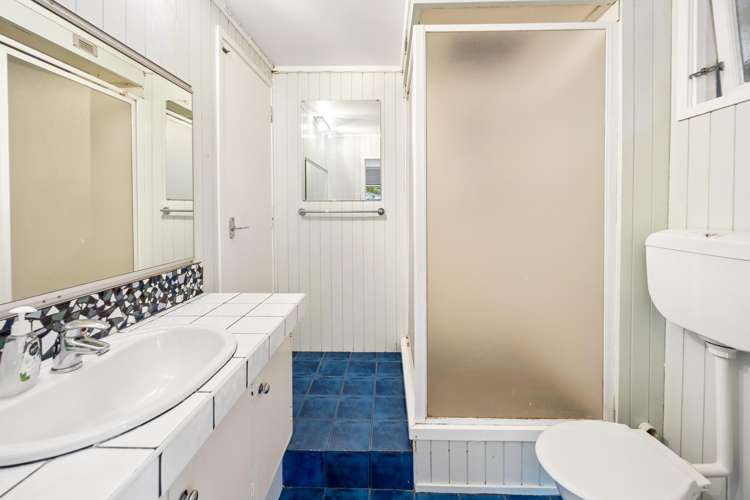 7 Waima Crescent Titirangi_21