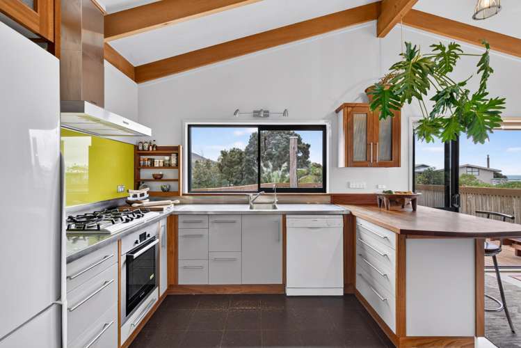 2 Quentin Place, Mahanga Mahia Peninsula_6