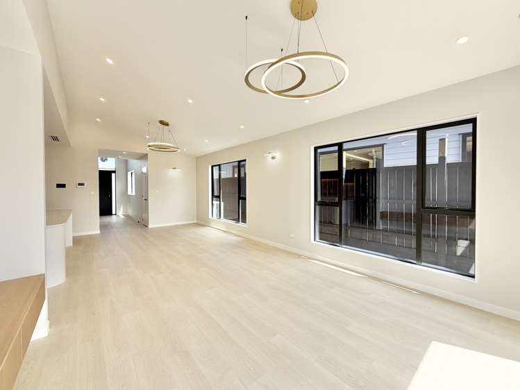 36 Tukutata Crescent_3