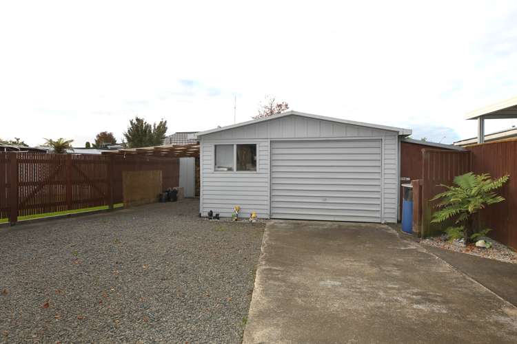 32 Robinson Crescent Tamatea_17