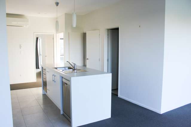 8/50 Stonedon Drive East Tamaki_4