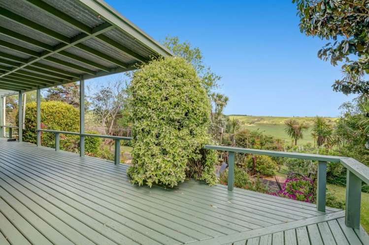 370 Fordyce Road Helensville_14