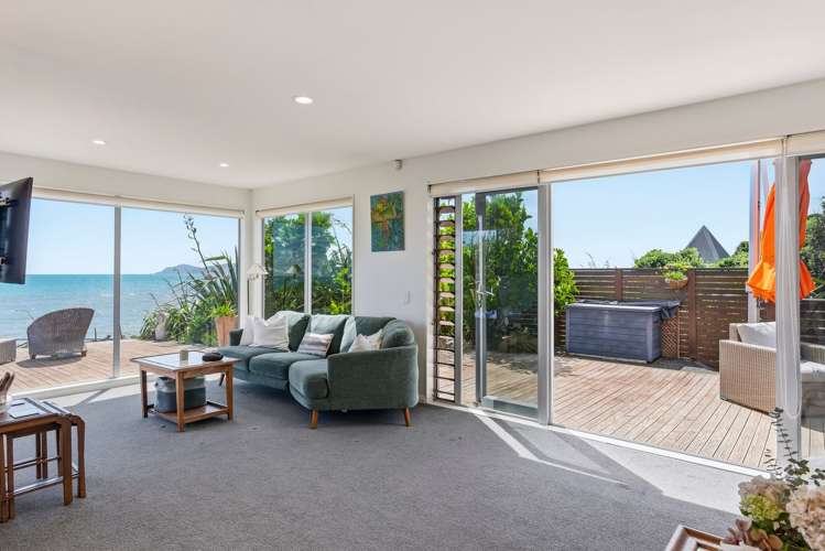 60 The Esplanade Raumati South_14