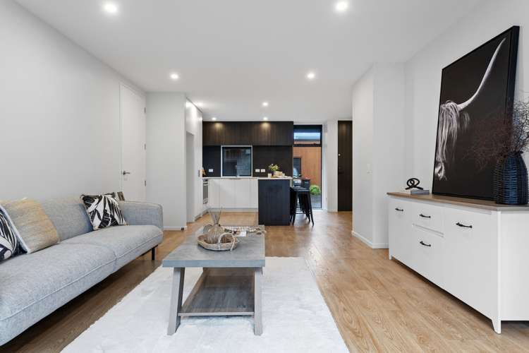 2/58 Waltham Road Sydenham_6