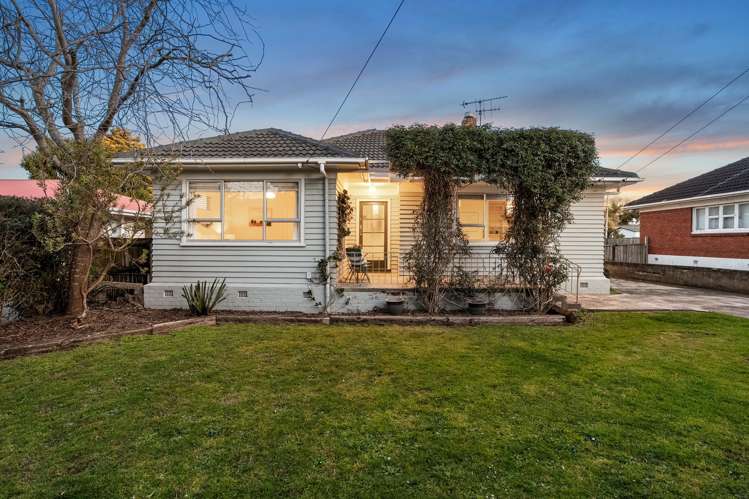 14 Rimu Road Mangere Bridge_12