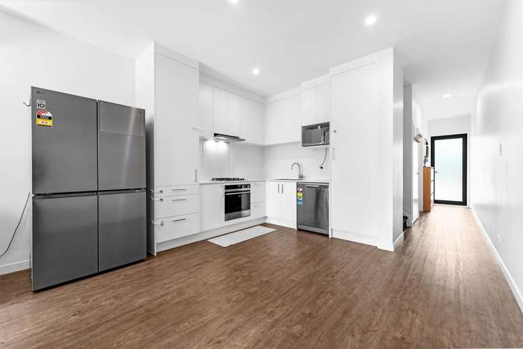 38 Salvia Lane Flat Bush_9