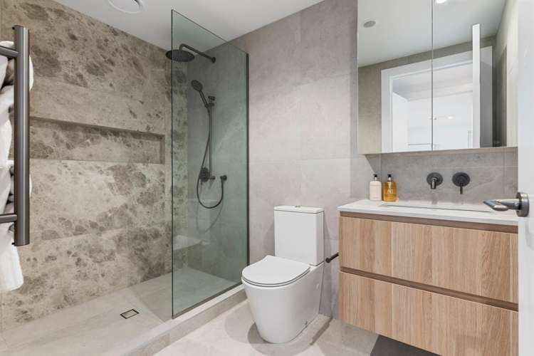 81 Carlton Gore Road Newmarket_12