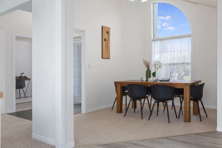 84 Navigation Drive Whitby_10