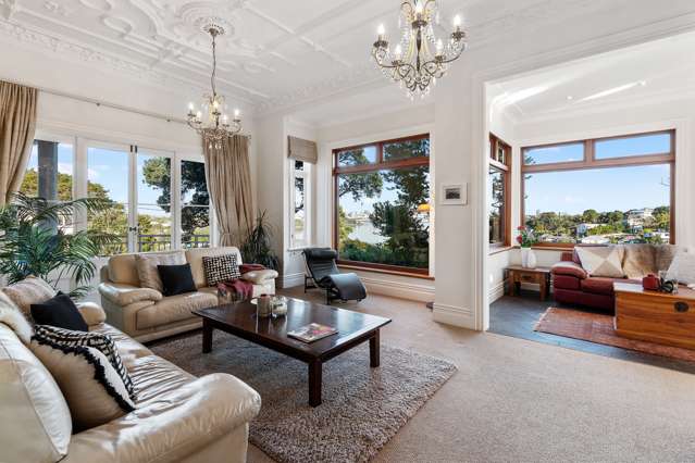 49 Seaview Avenue Northcote_3