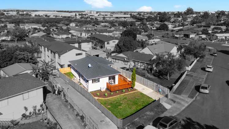 9 Massine Place Randwick Park_10