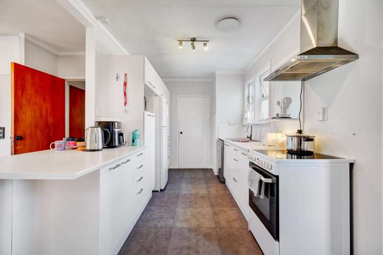 58 Freeland Avenue Mount Roskill_6