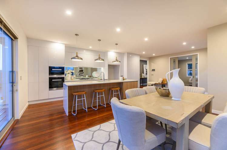 26 Bearing Parade Long Bay_10