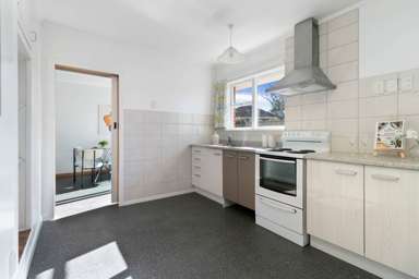 2/20 Inkerman Street_4