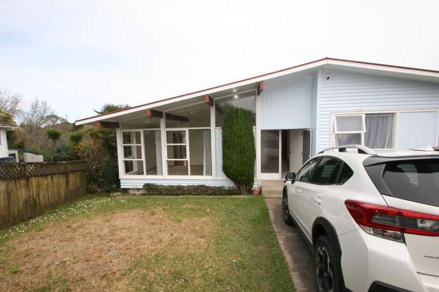 3 Bedrooms  in glenfield