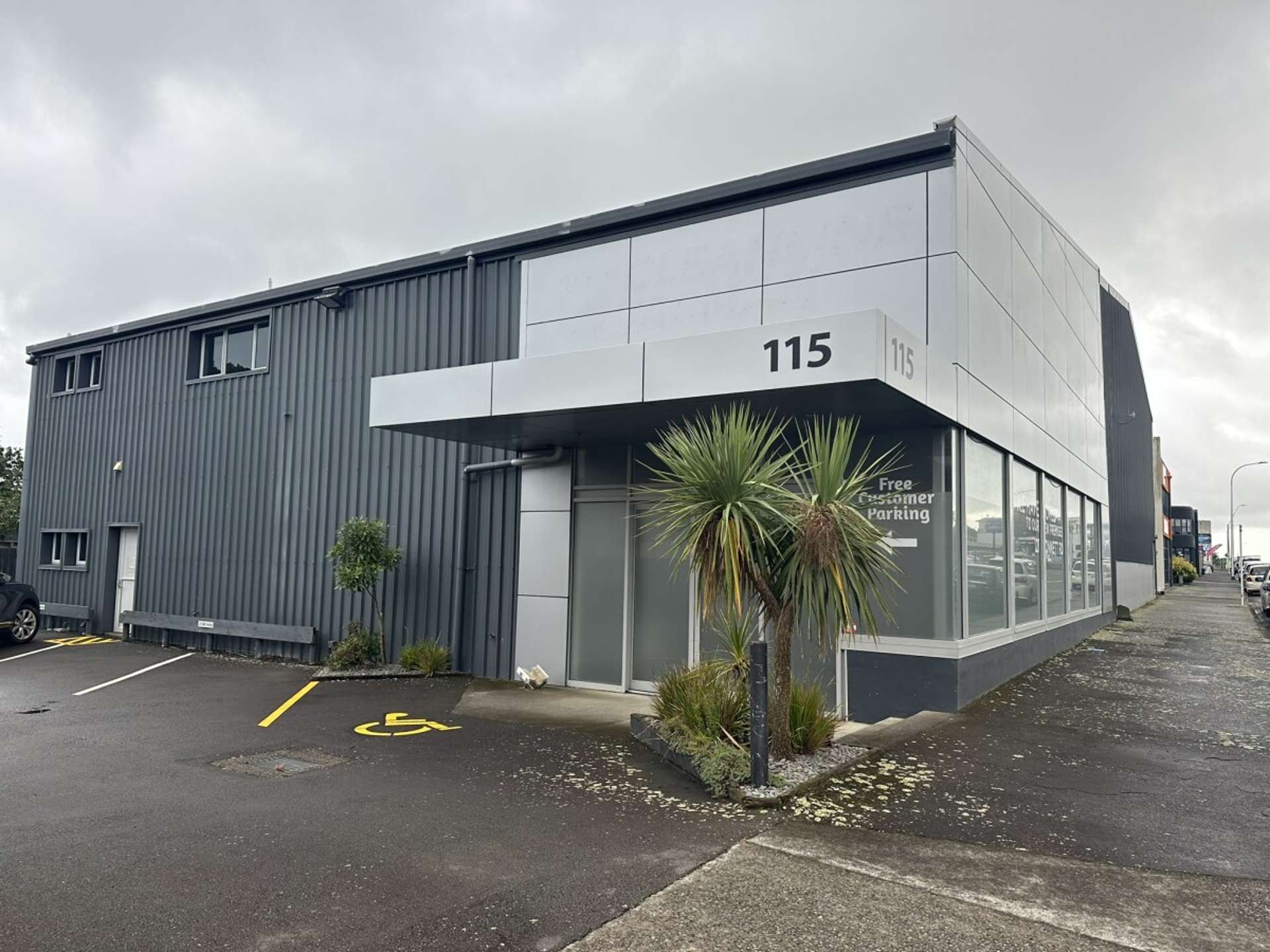 115 Molesworth Street New Plymouth_0