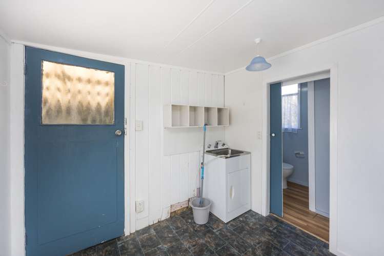 25 Raukawa Street Himatangi Beach_17