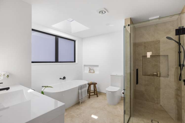 140 Adler Drive Ohauiti_12