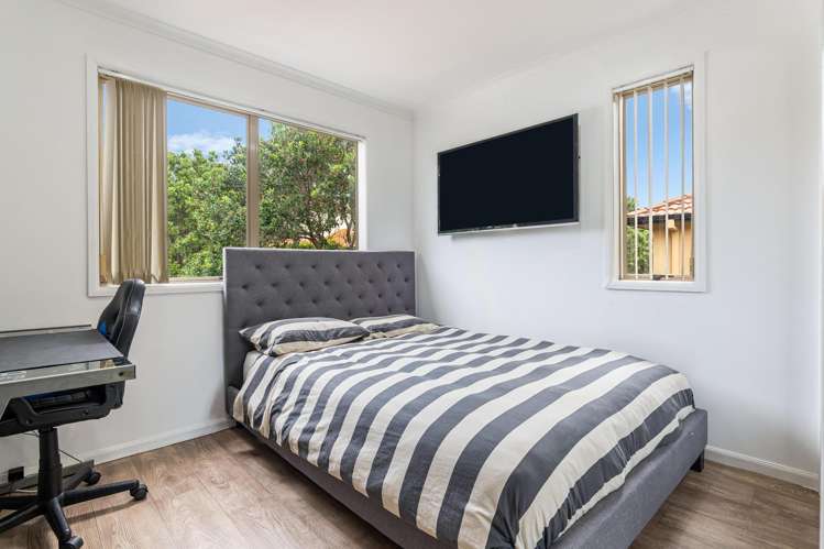 8 Quarter Deck Lane Gulf Harbour_12