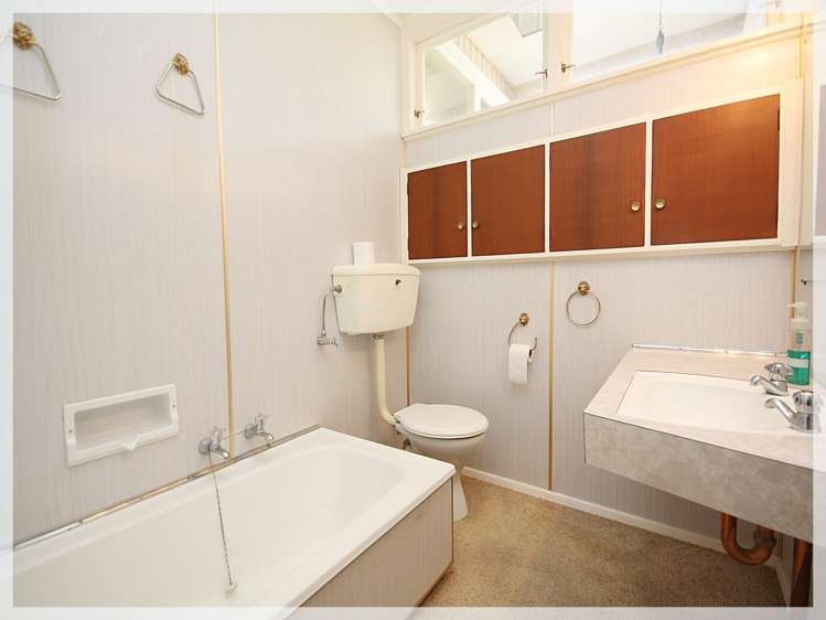 79 Queen Street West Levin_16